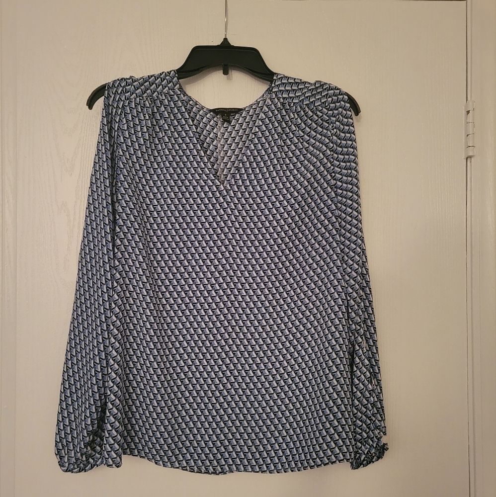 Cold shoulder vneck blouse